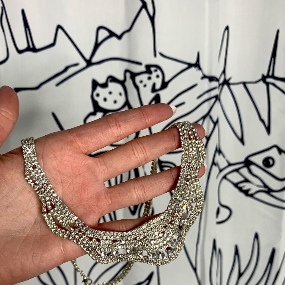 blingy bib necklace!